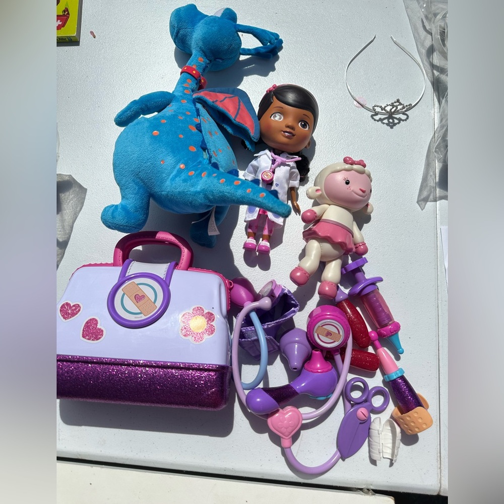 Disney Doc McStuffins Set with Accessories